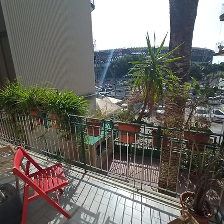 Nove & Dieci Appartamento Nuovo. Zona Stadio, Uni, Mostra Nápoles Exterior foto